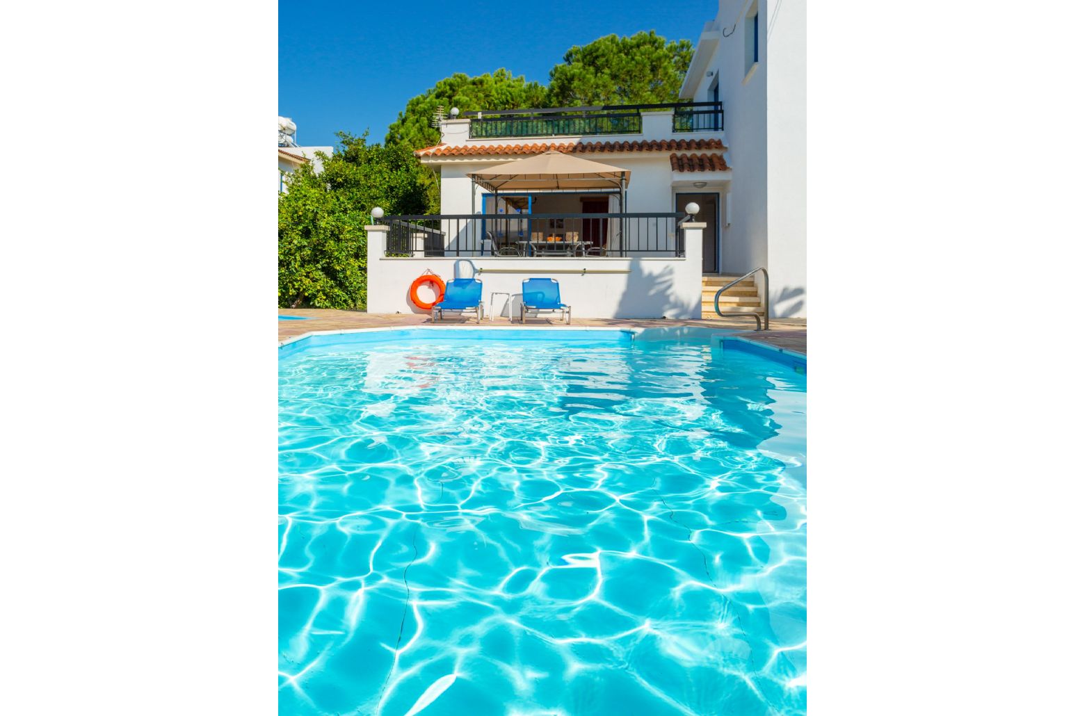 Private pool and terrace