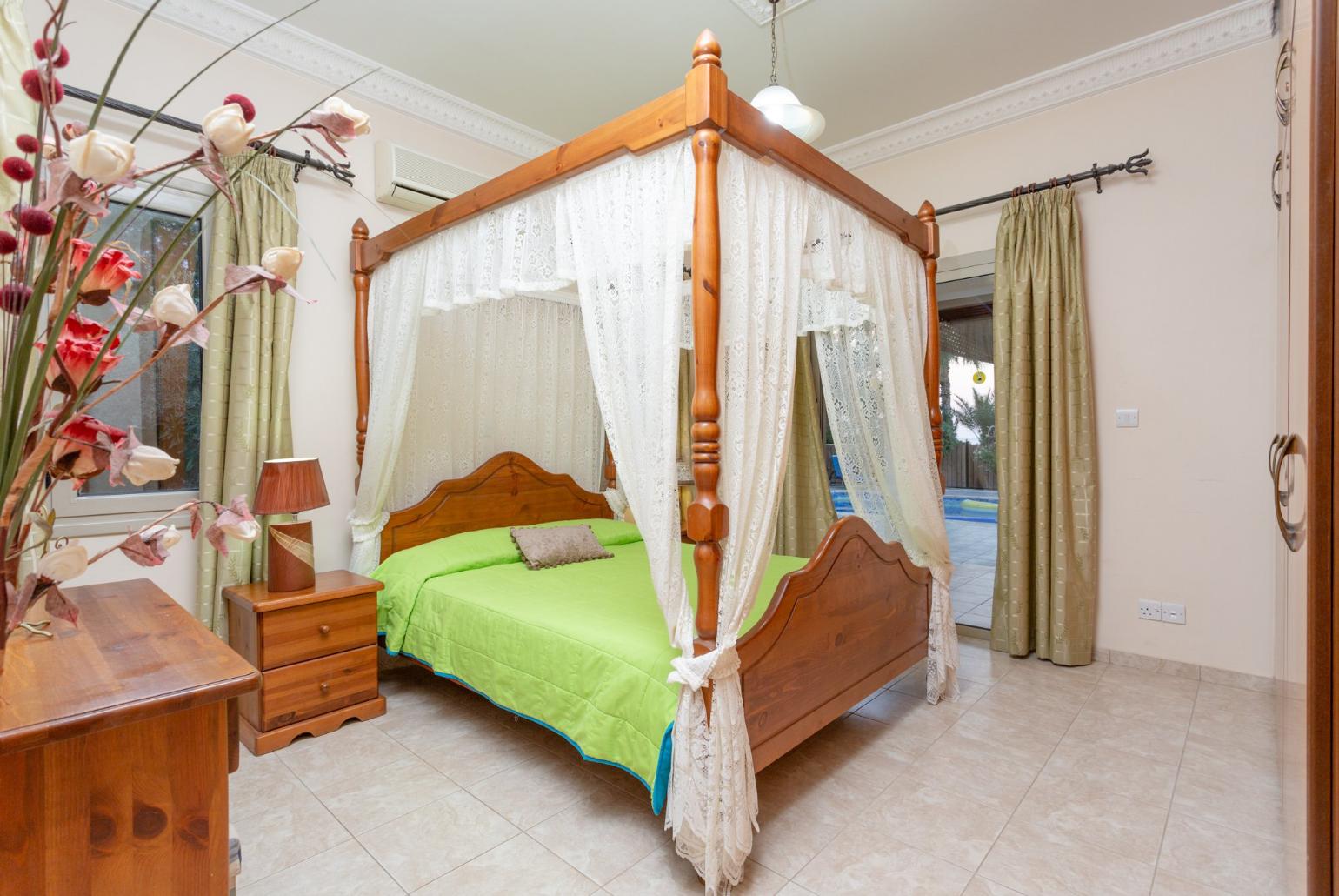 Double bedroom with A/C and pool terrace access