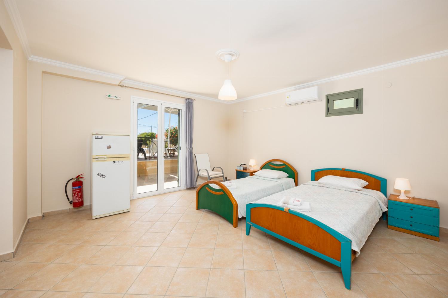 Twin bedroom with A/C