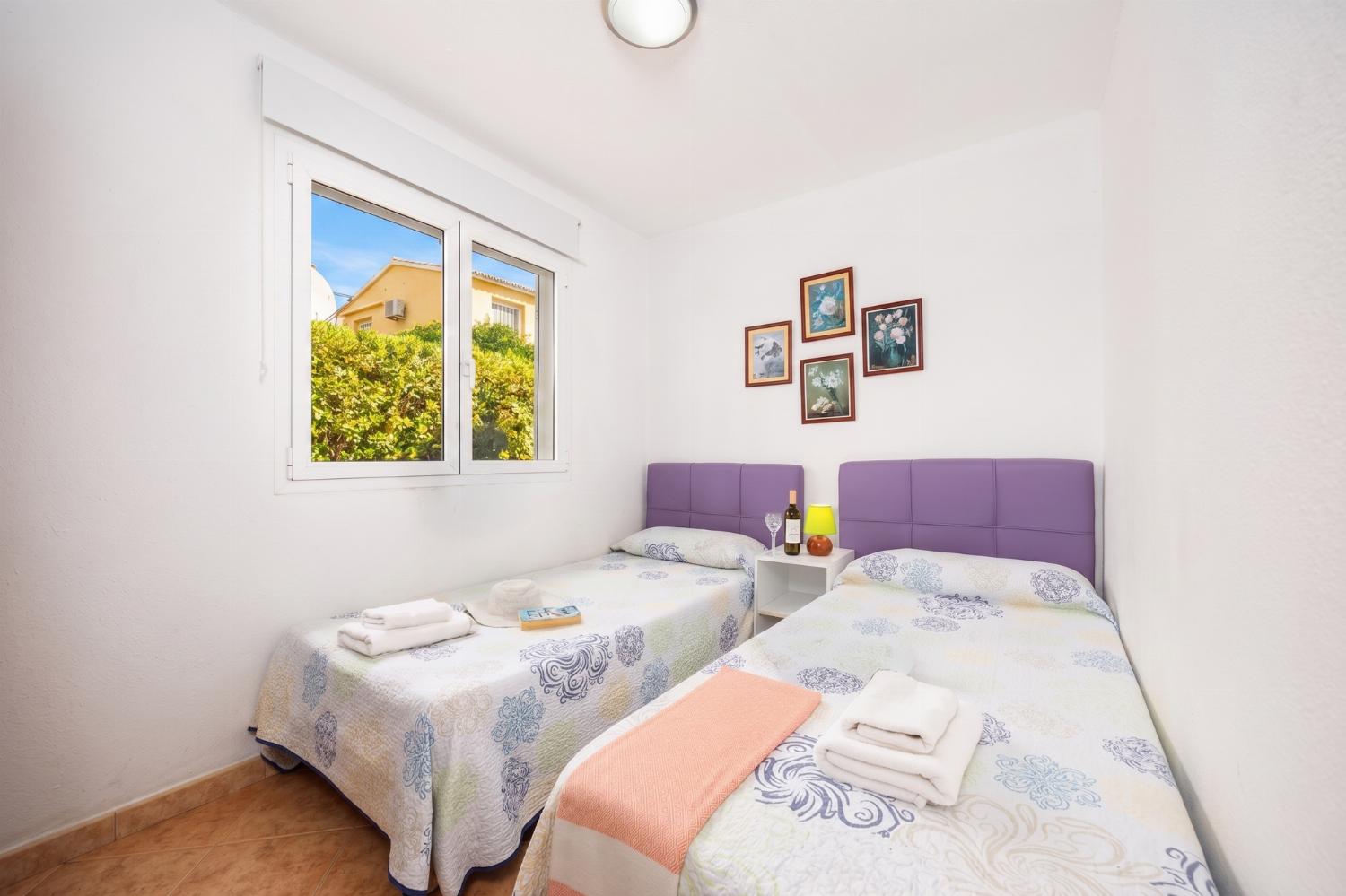 Twin bedroom