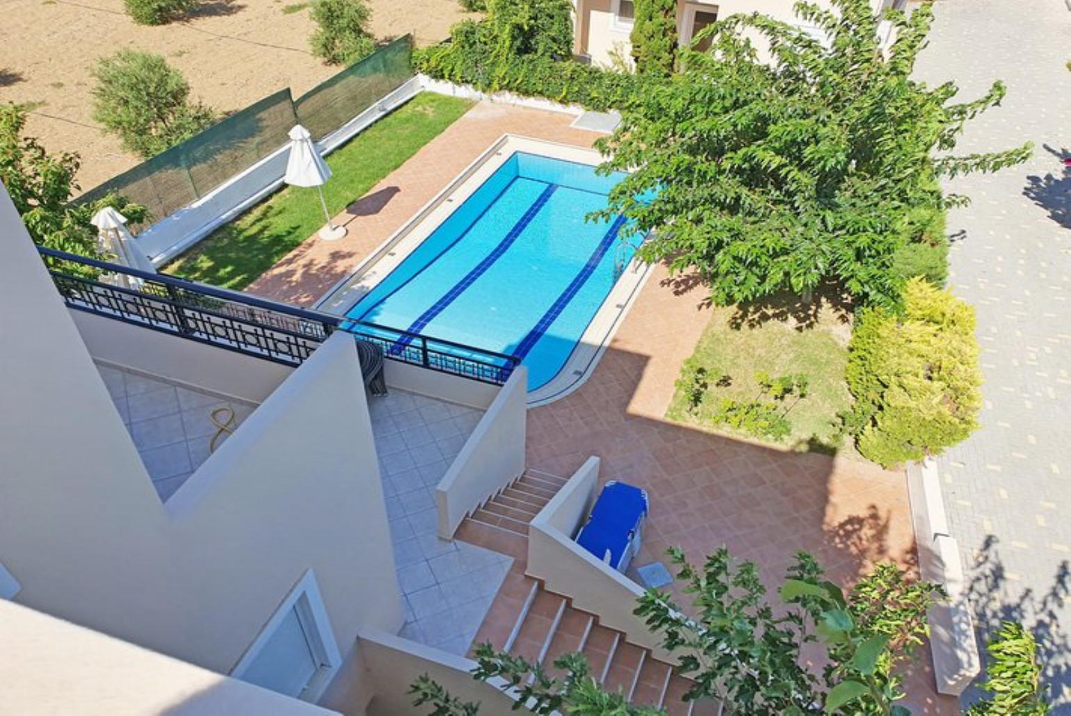 Beautiful villa with private pool, terrace, and lawn