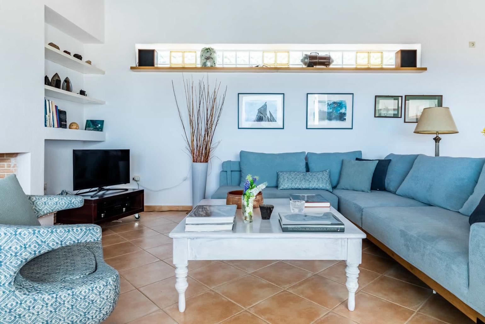 Living area with beautiful decor and TV 