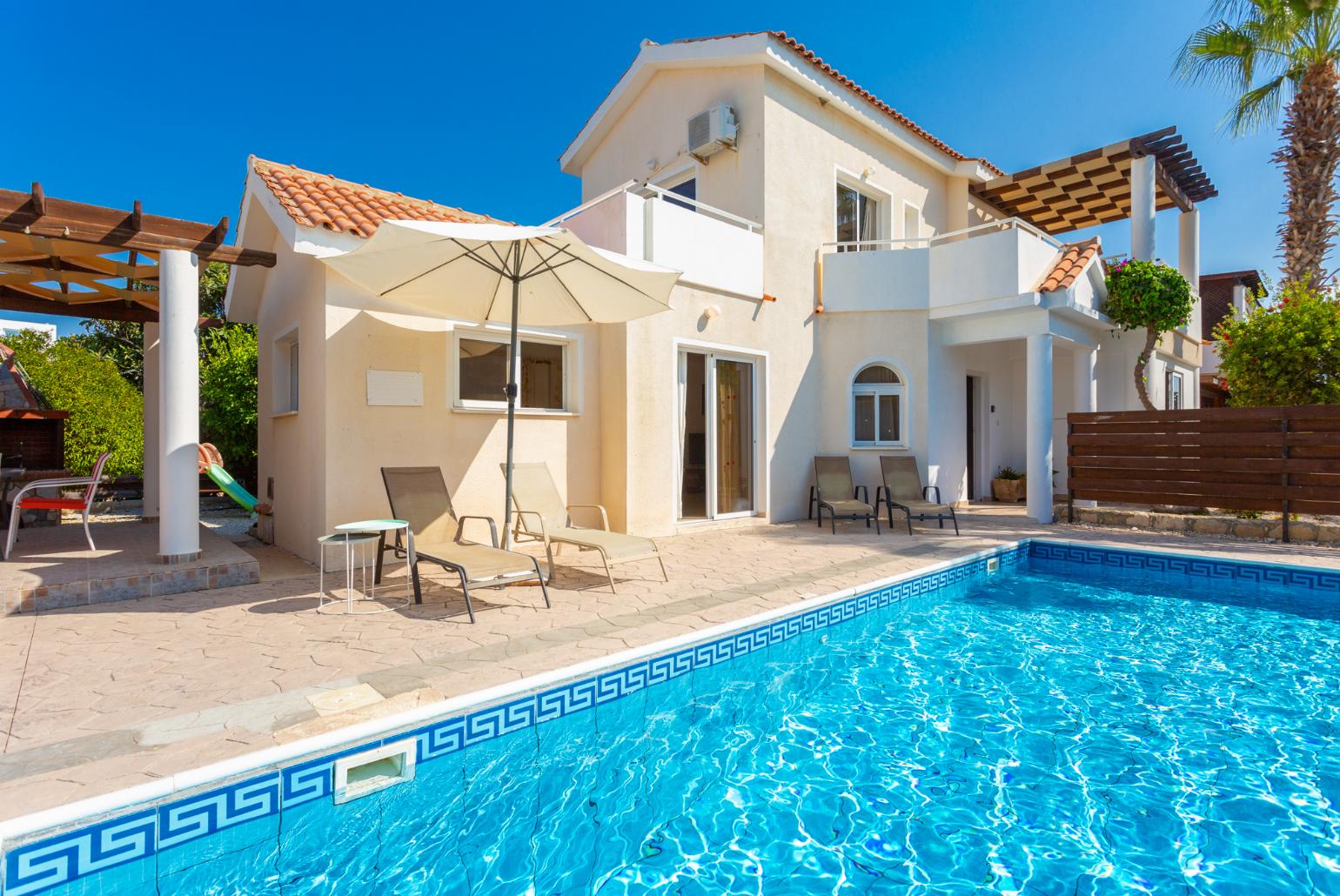 Beautiful villa with private pool and terrace