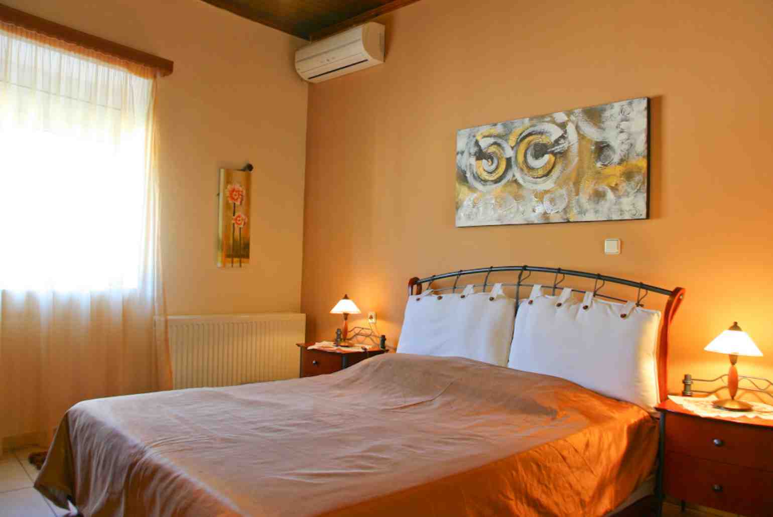 Double bedroom with A/C and en suite bathroom