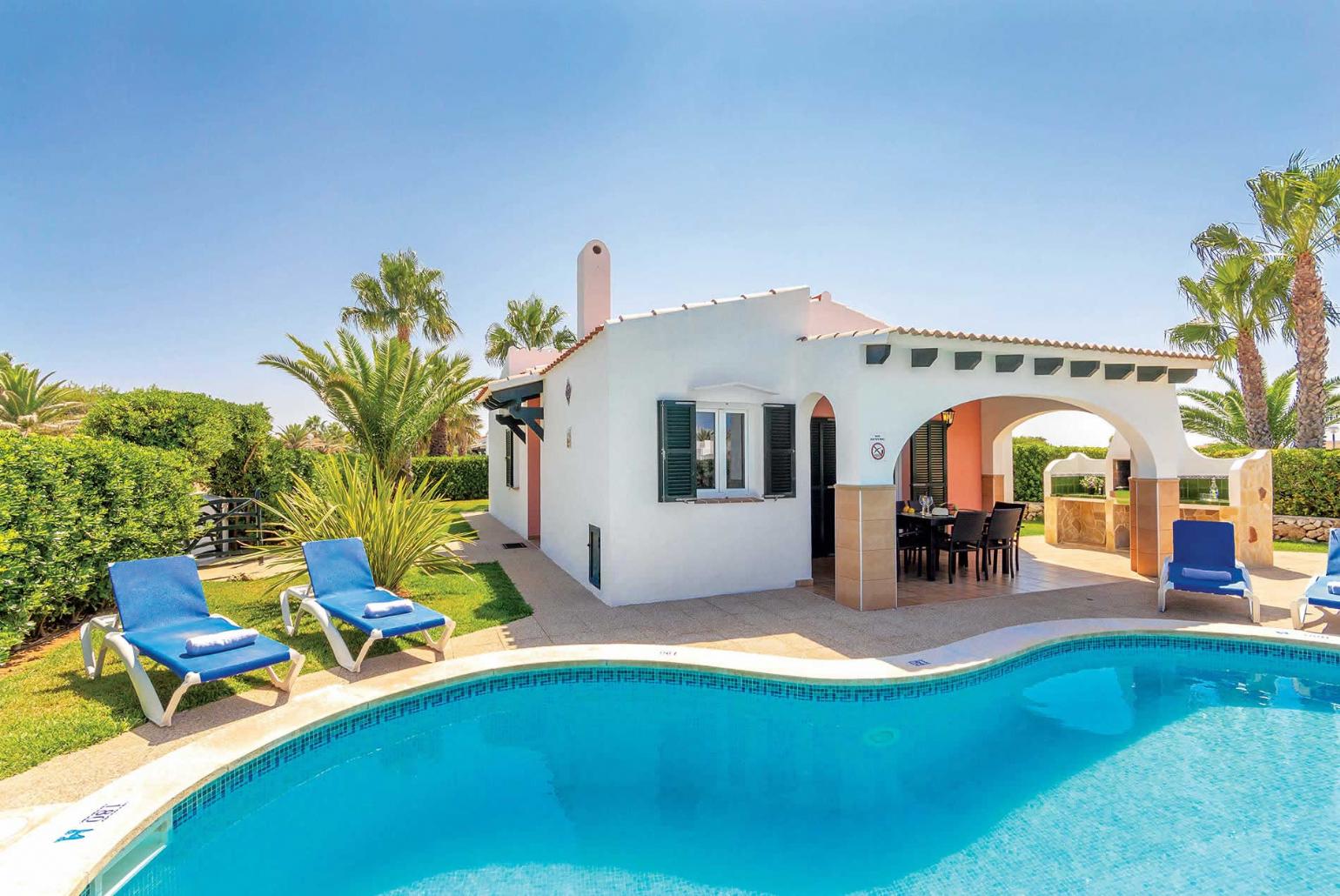 Beautiful Villa with Private Pool, Terrace and Garden