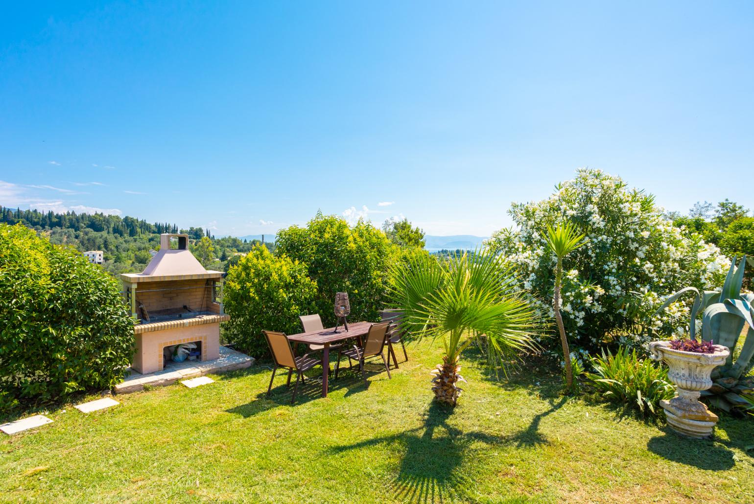 Garden area with BBQ