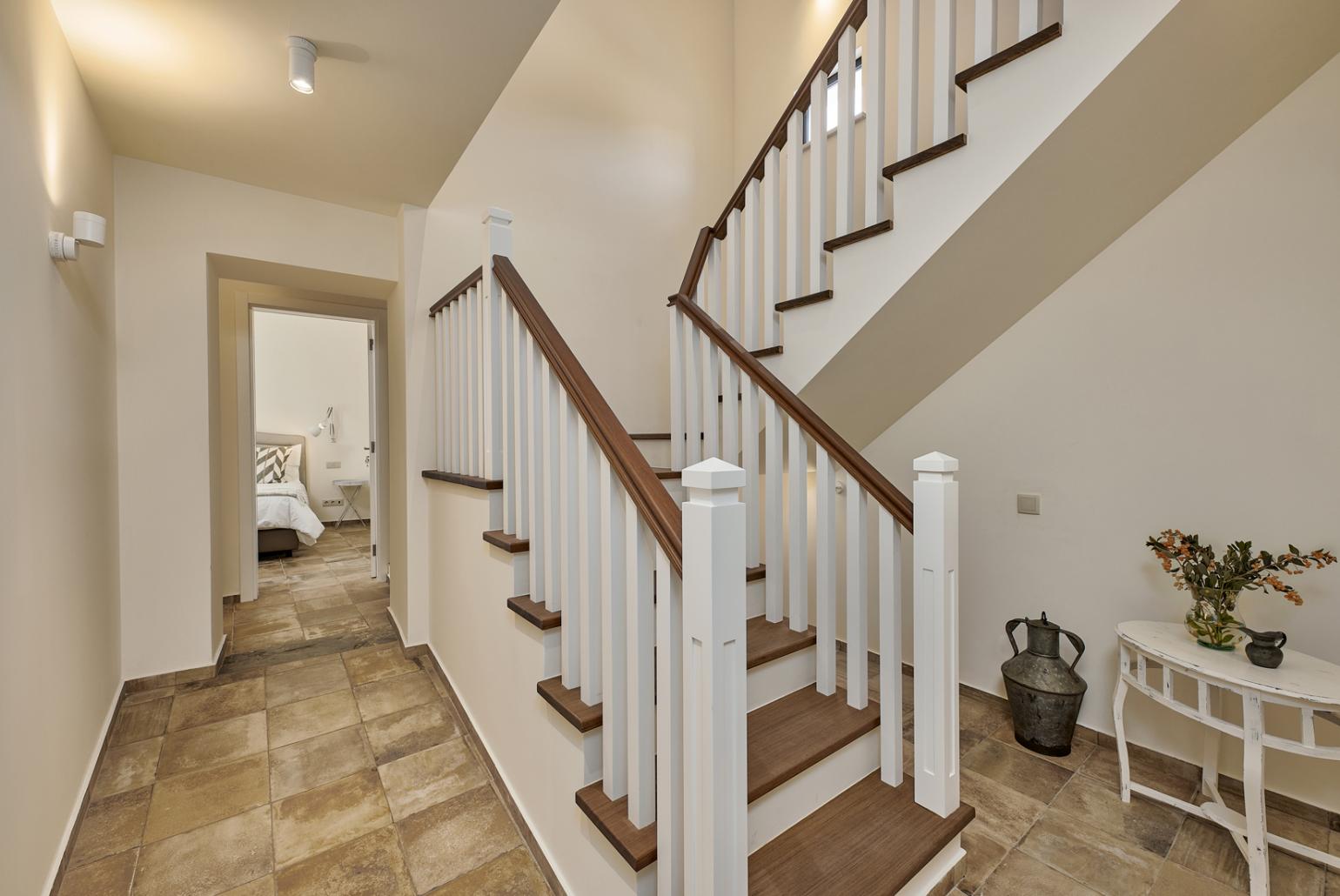 Access to first floor