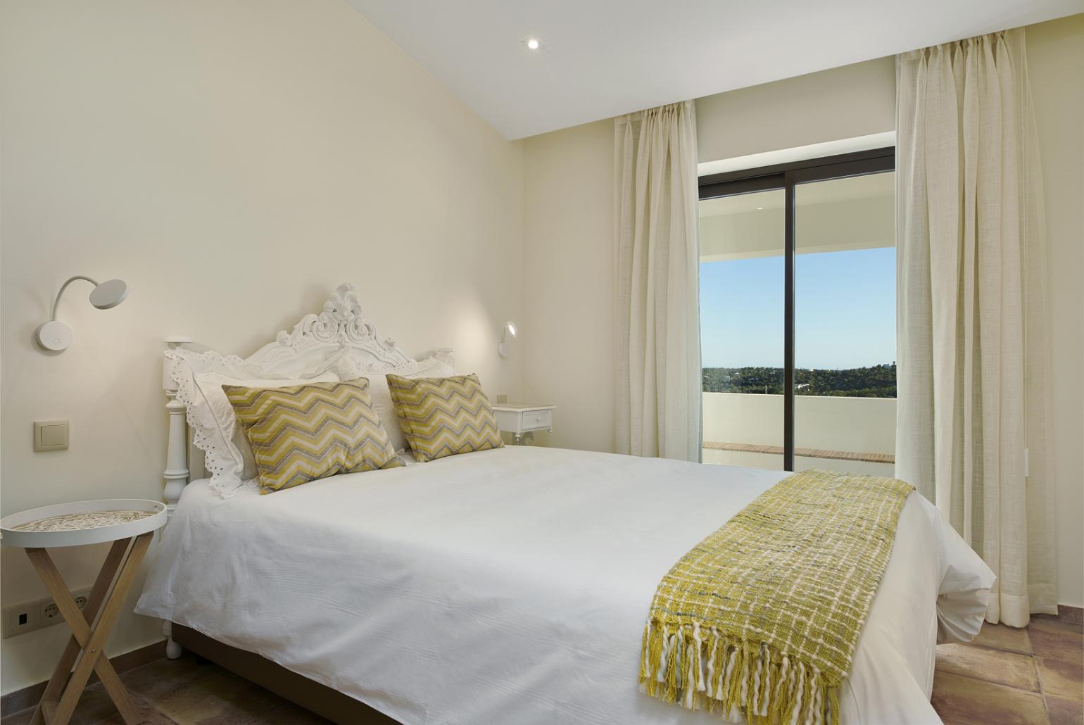 Double bedroom with A/C and access to balcony
