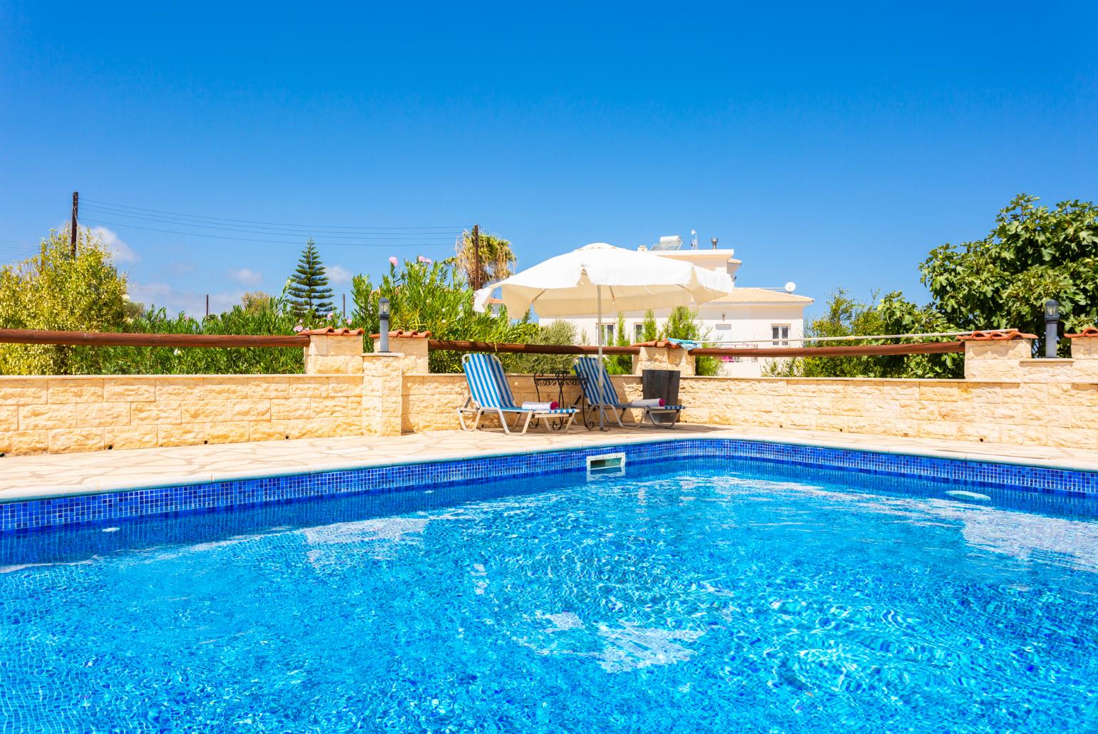 Private pool and terrace