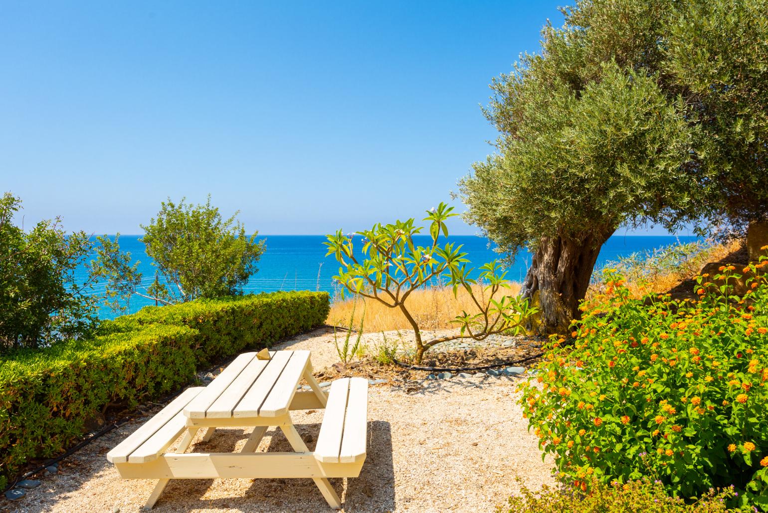 Garden area with panoramic sea views