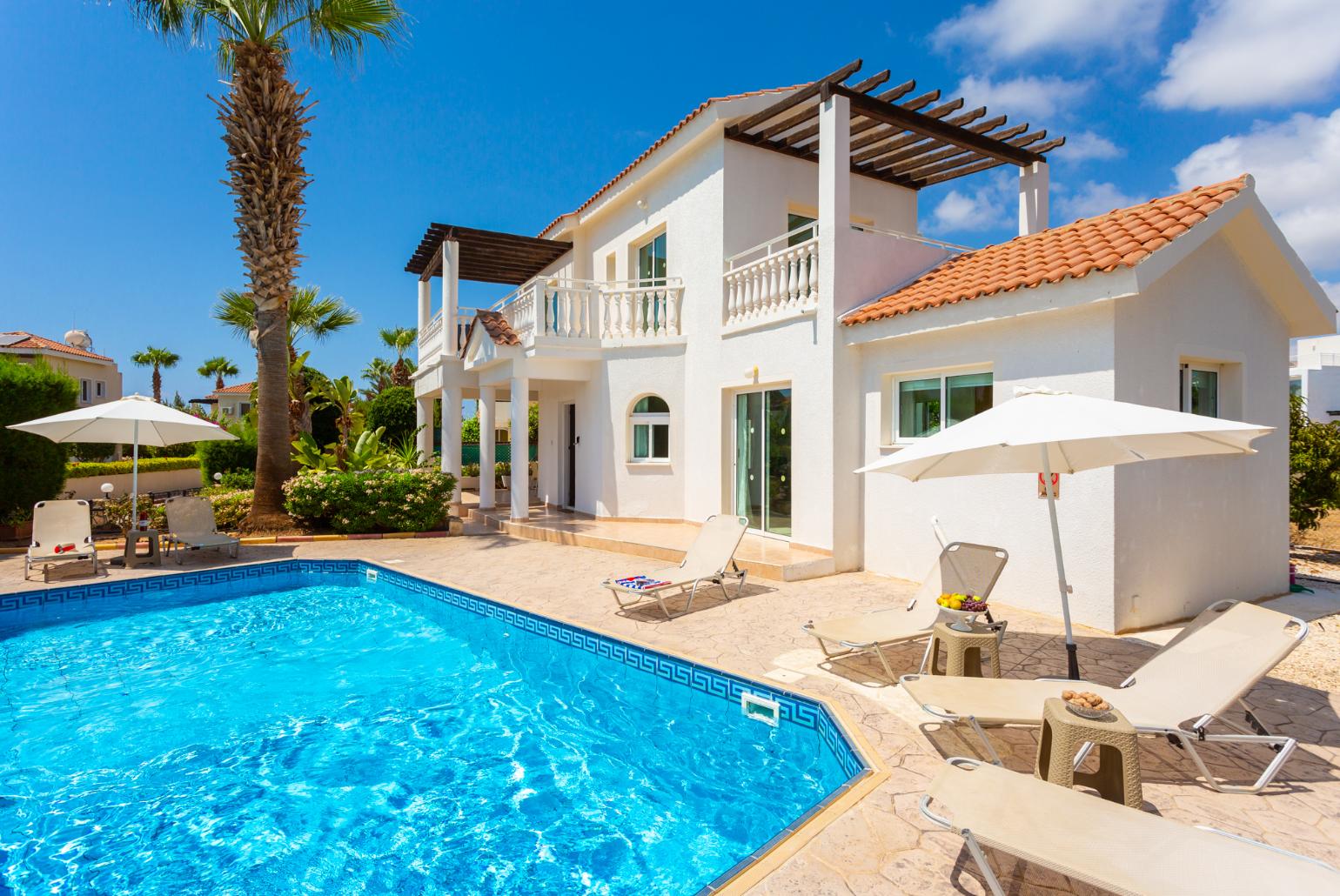 Beautiful villa with private pool and terrace