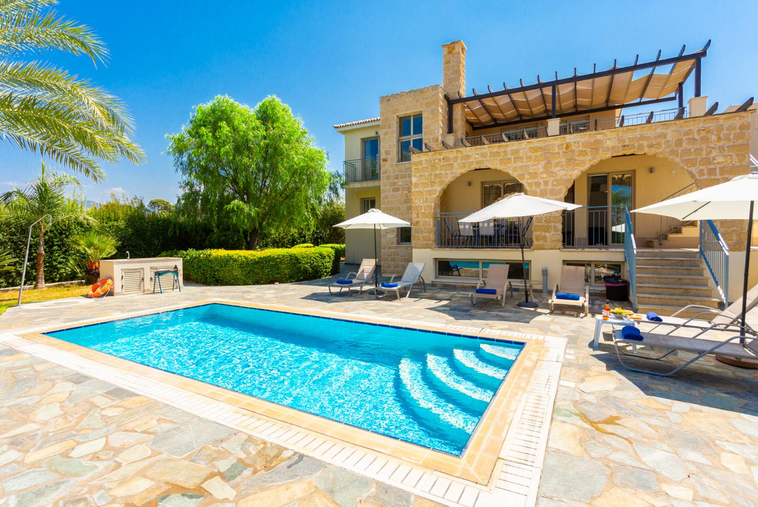 Beautiful villa with private pool and terrace