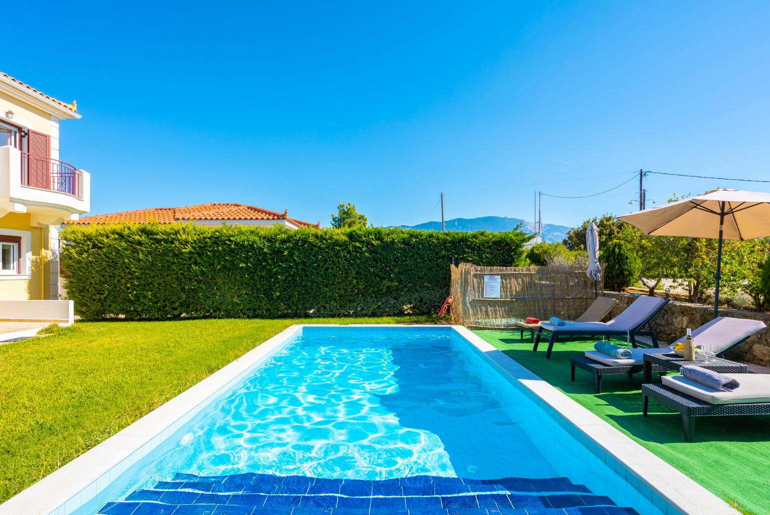 Private pool and terrace