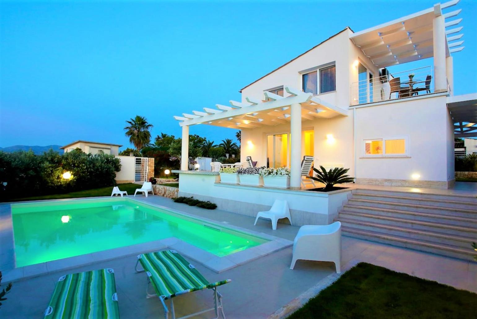 Beautiful villa with private pool and terrace