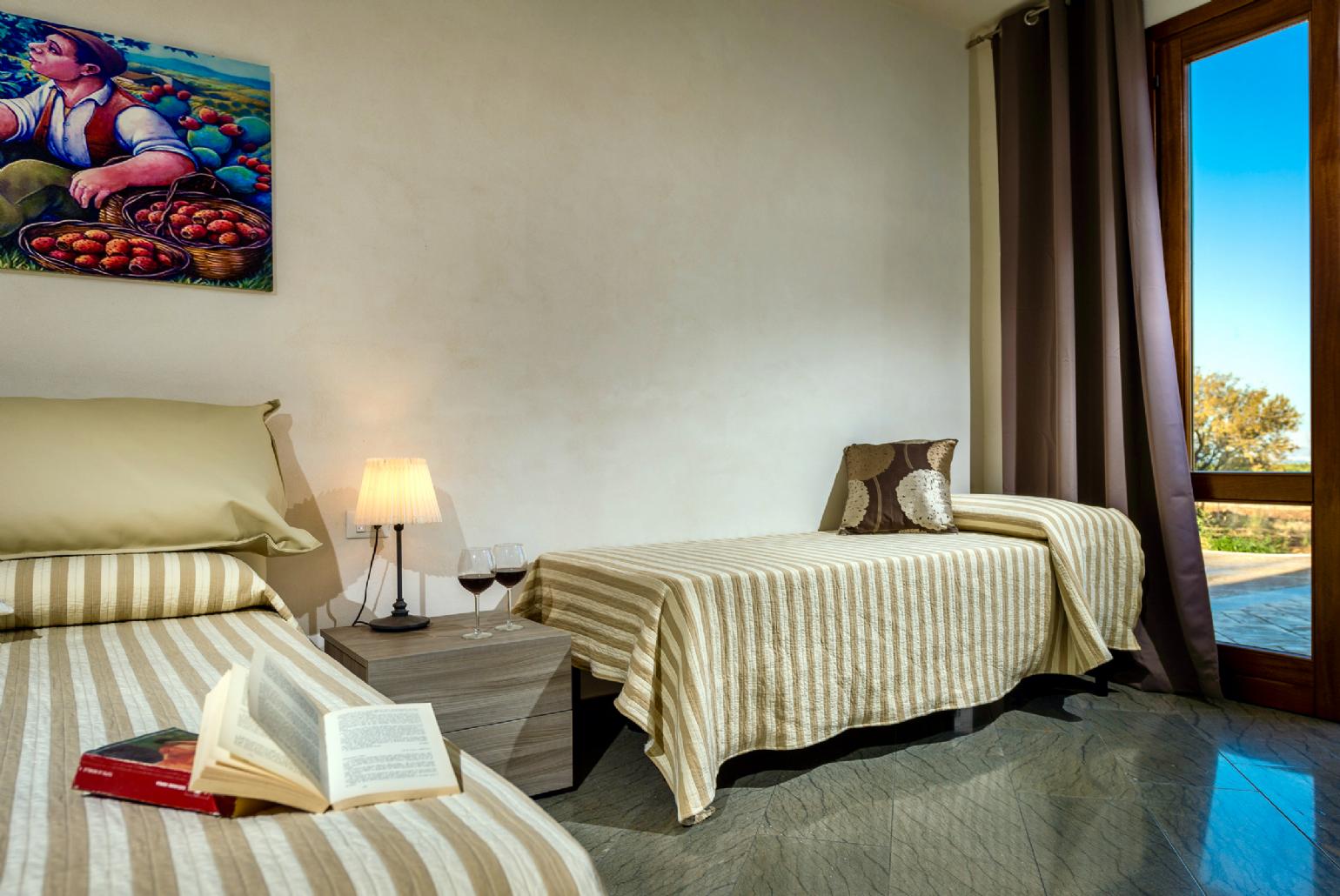 Twin bedroom
