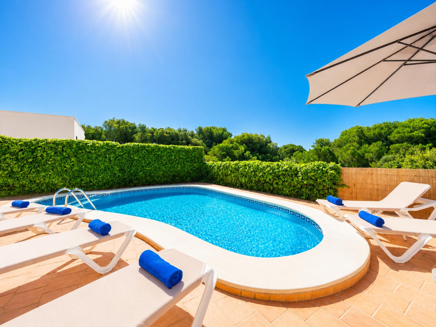 Private pool and terrace