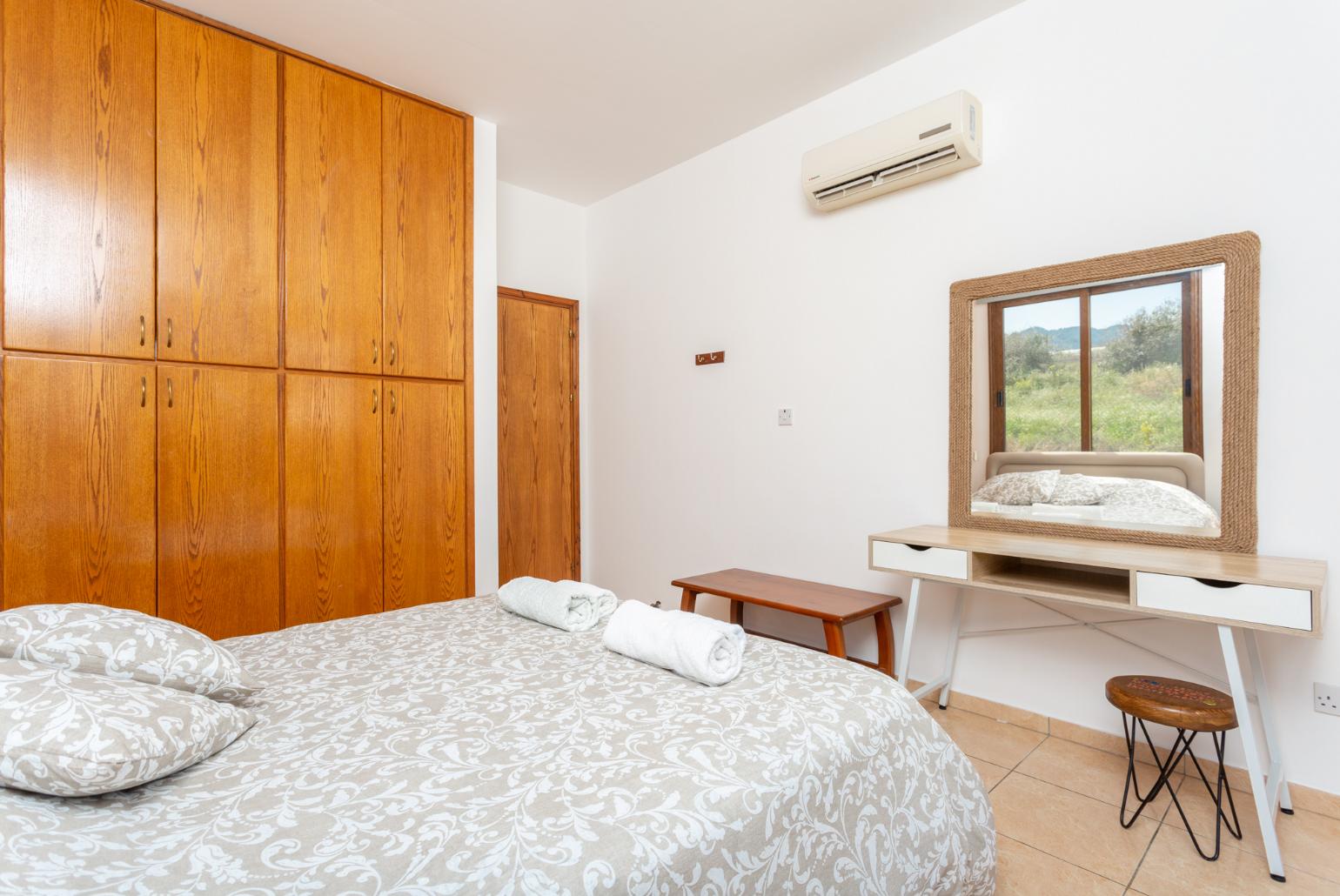 Double bedroom with A/C and terrace access