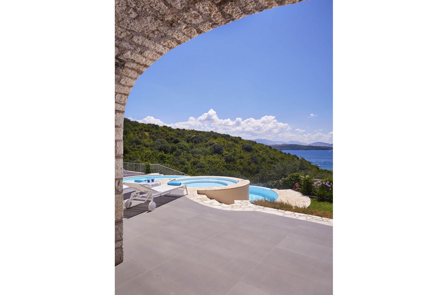 Beautiful sea view private villa with private pool and jacuzzi
