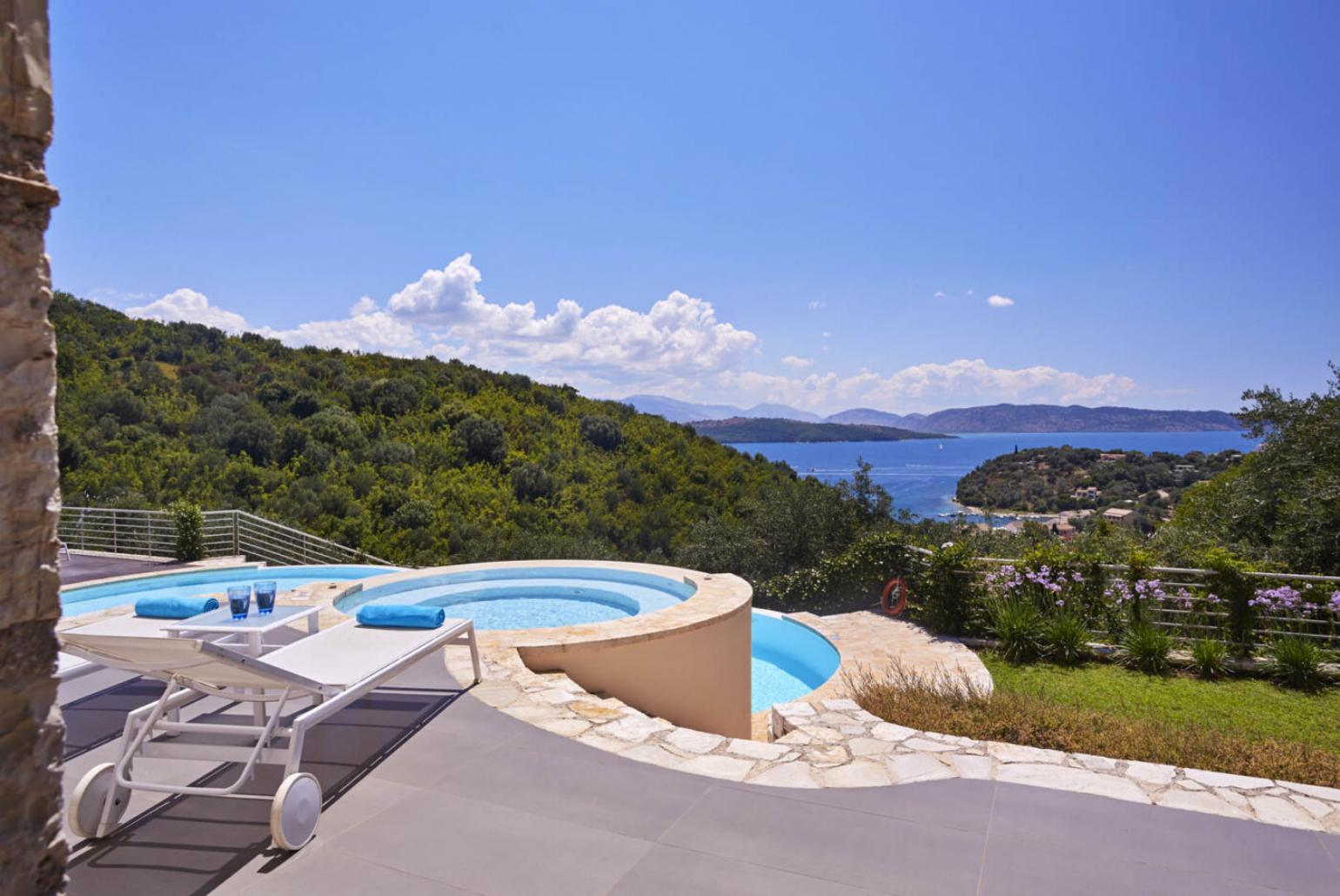 Beautiful sea view  private villa with private pool and jacuzzi