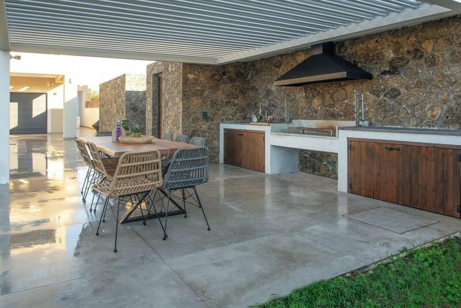 Poolside dining table and BBQ