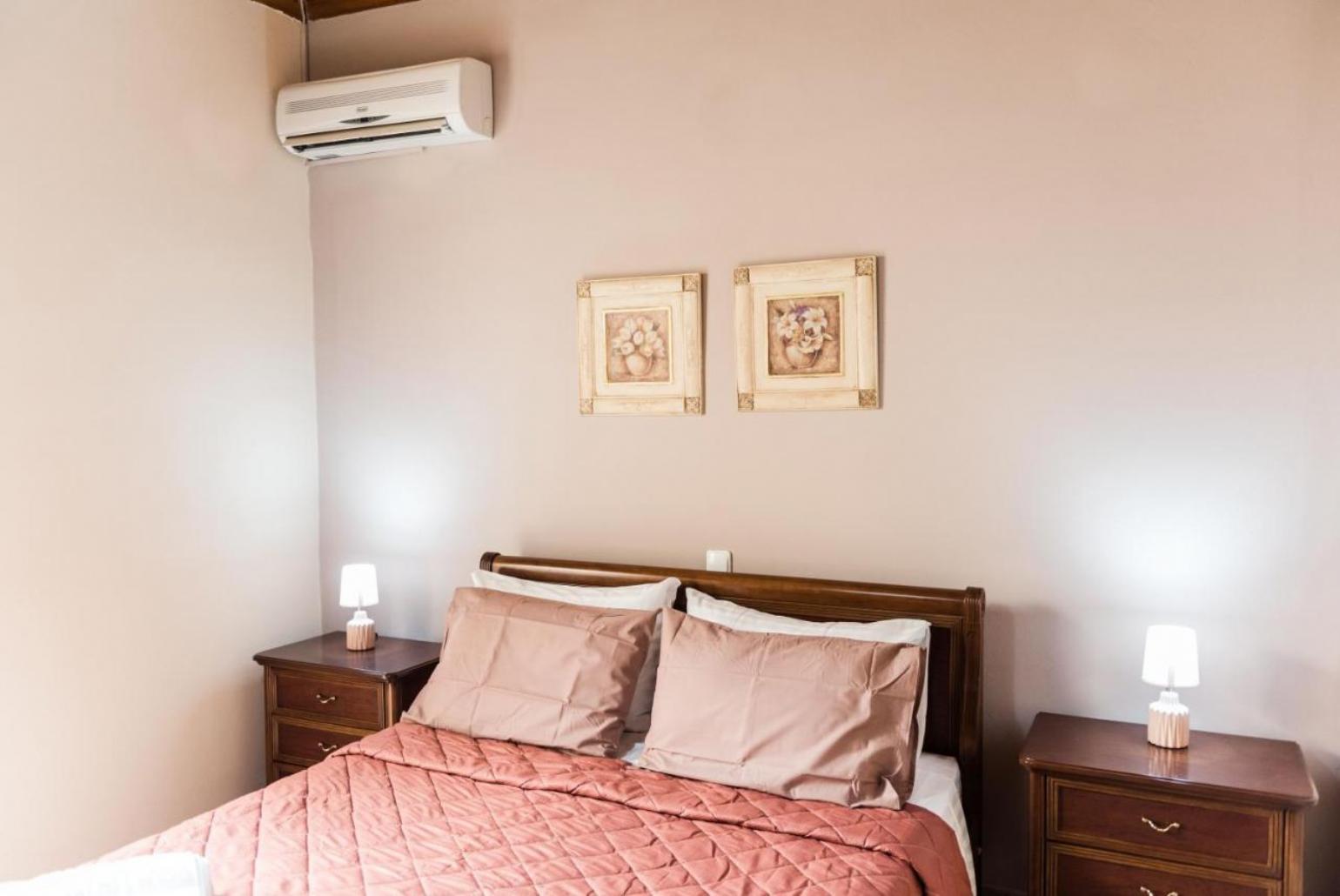 Double bedroom with A/C