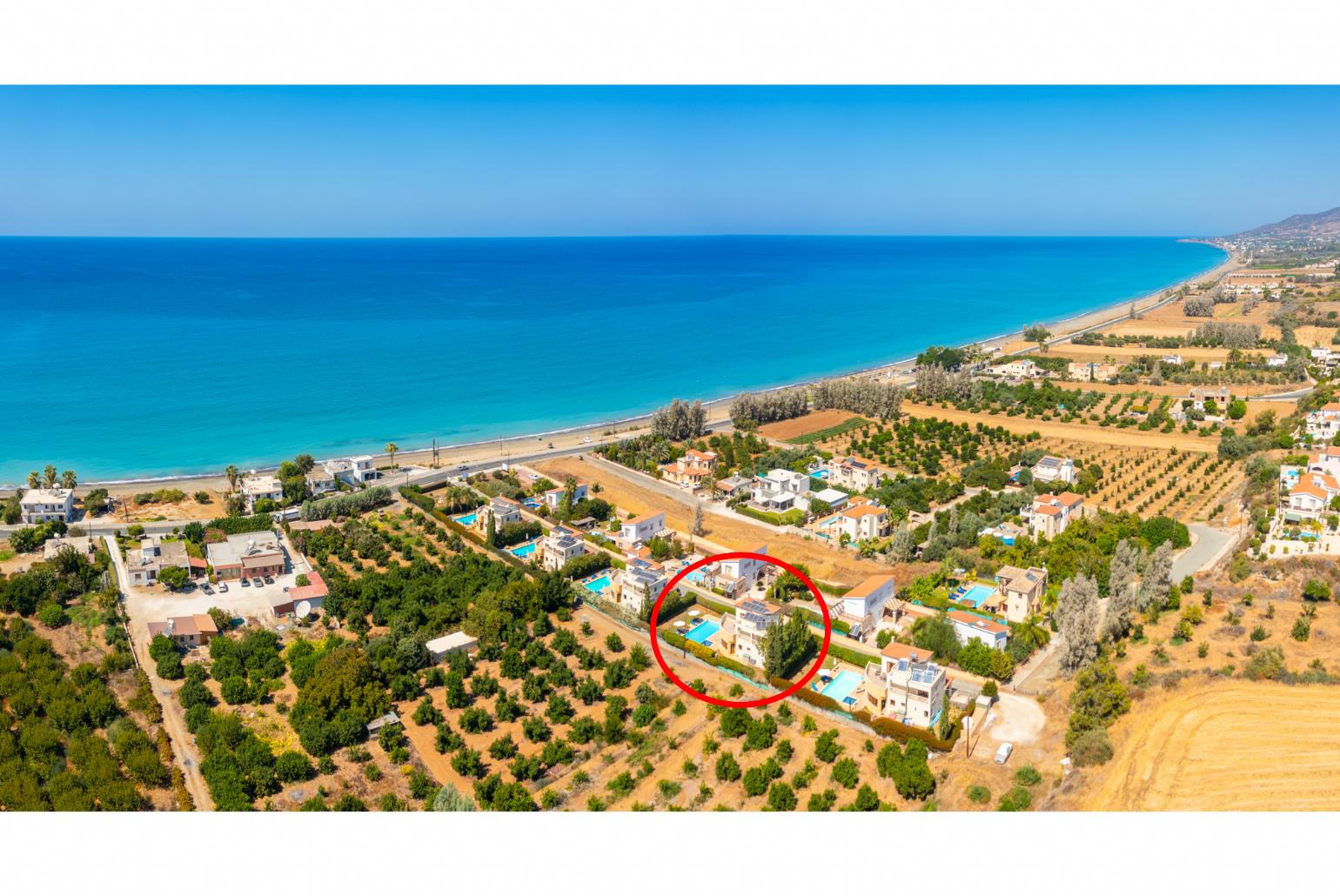 Aerial view showing location of Villa Tsikkos Tessera