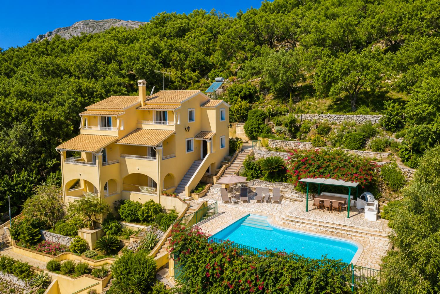 Beautiful villa with private pool and terrace with sea views