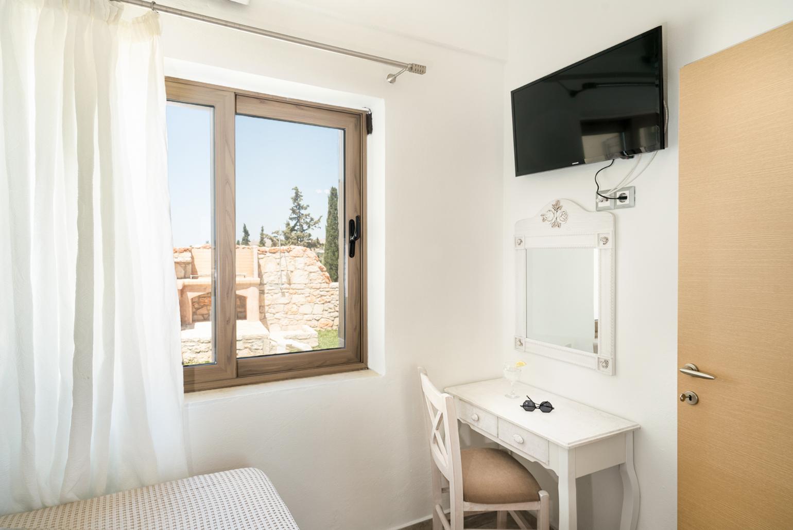 Double bedroom with A/C and TV
