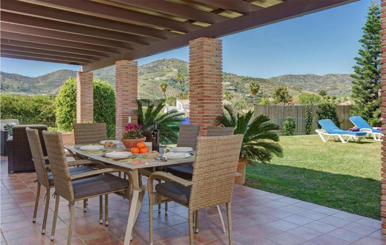 Sheltered terrace with panoramic view