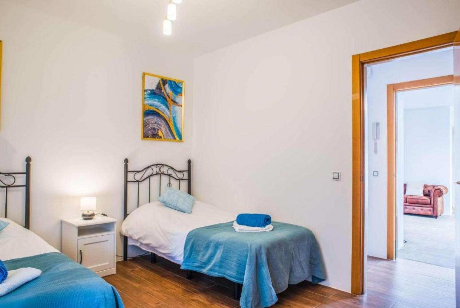 Twin bedroom