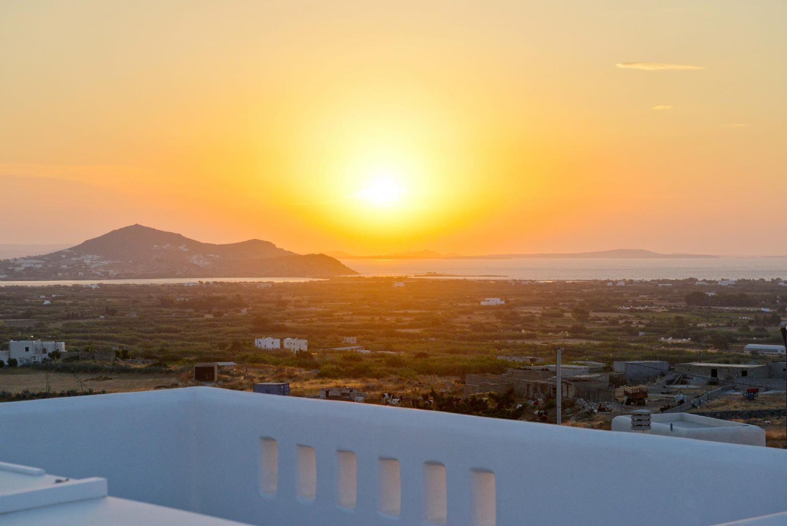 Naxos, Glinado