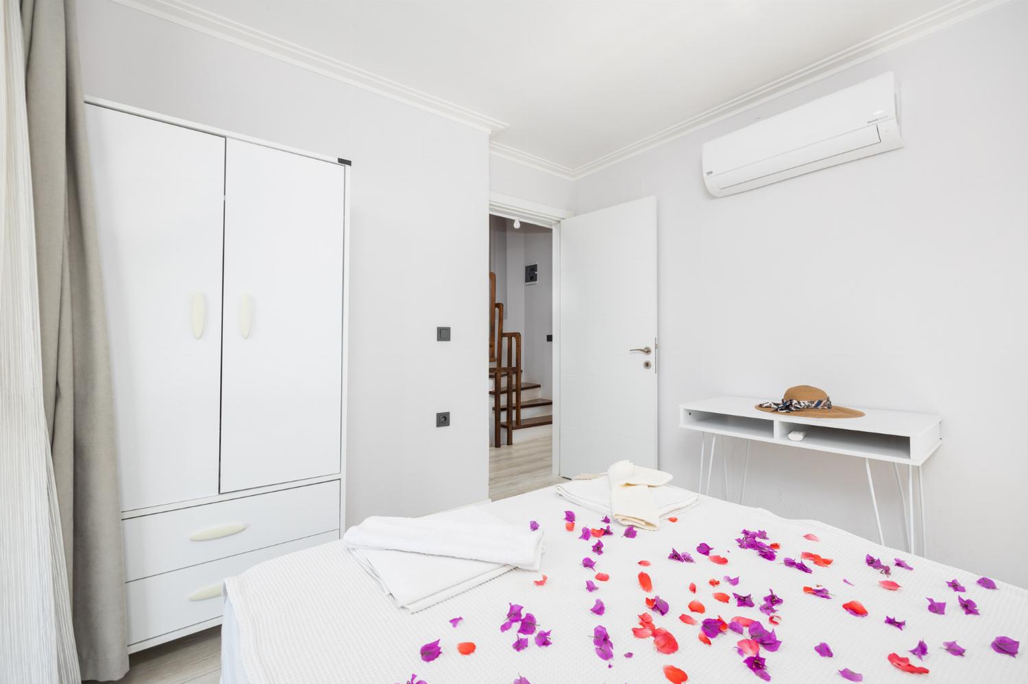Double bedroom with A/C