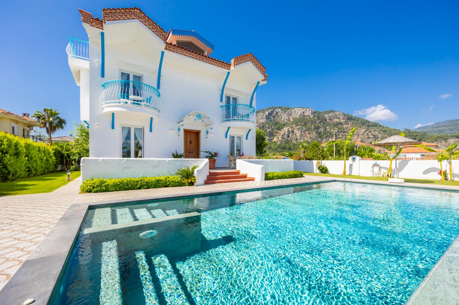 Beautiful villa with private pool and terrace