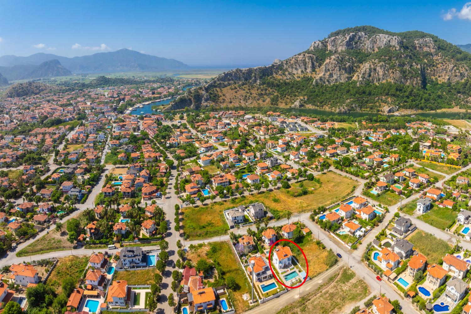 Aerial view showing location of villa