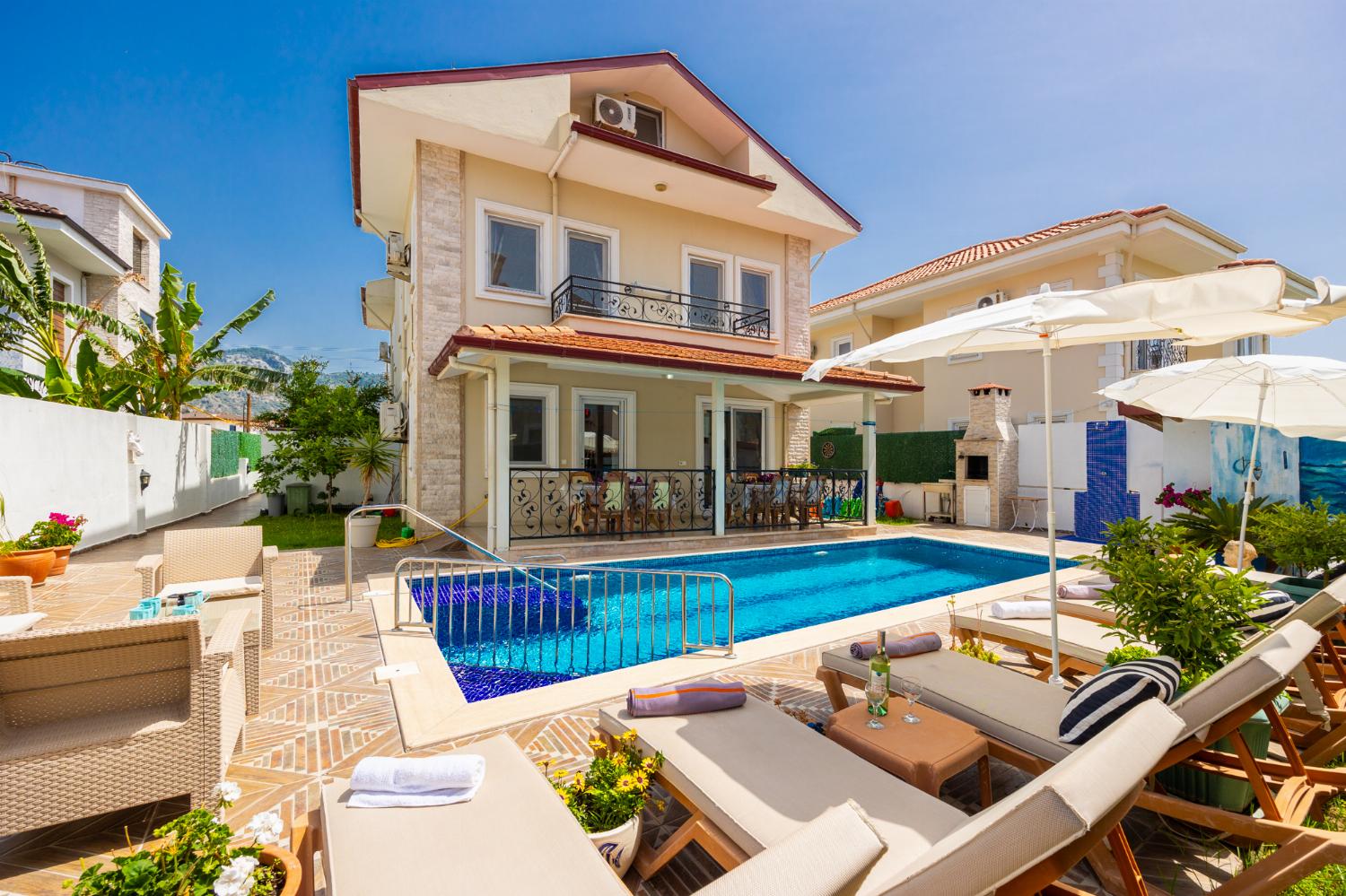 Beautiful villa with private pool and terrace