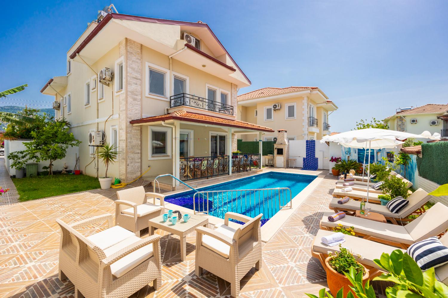 Beautiful villa with private pool and terrace