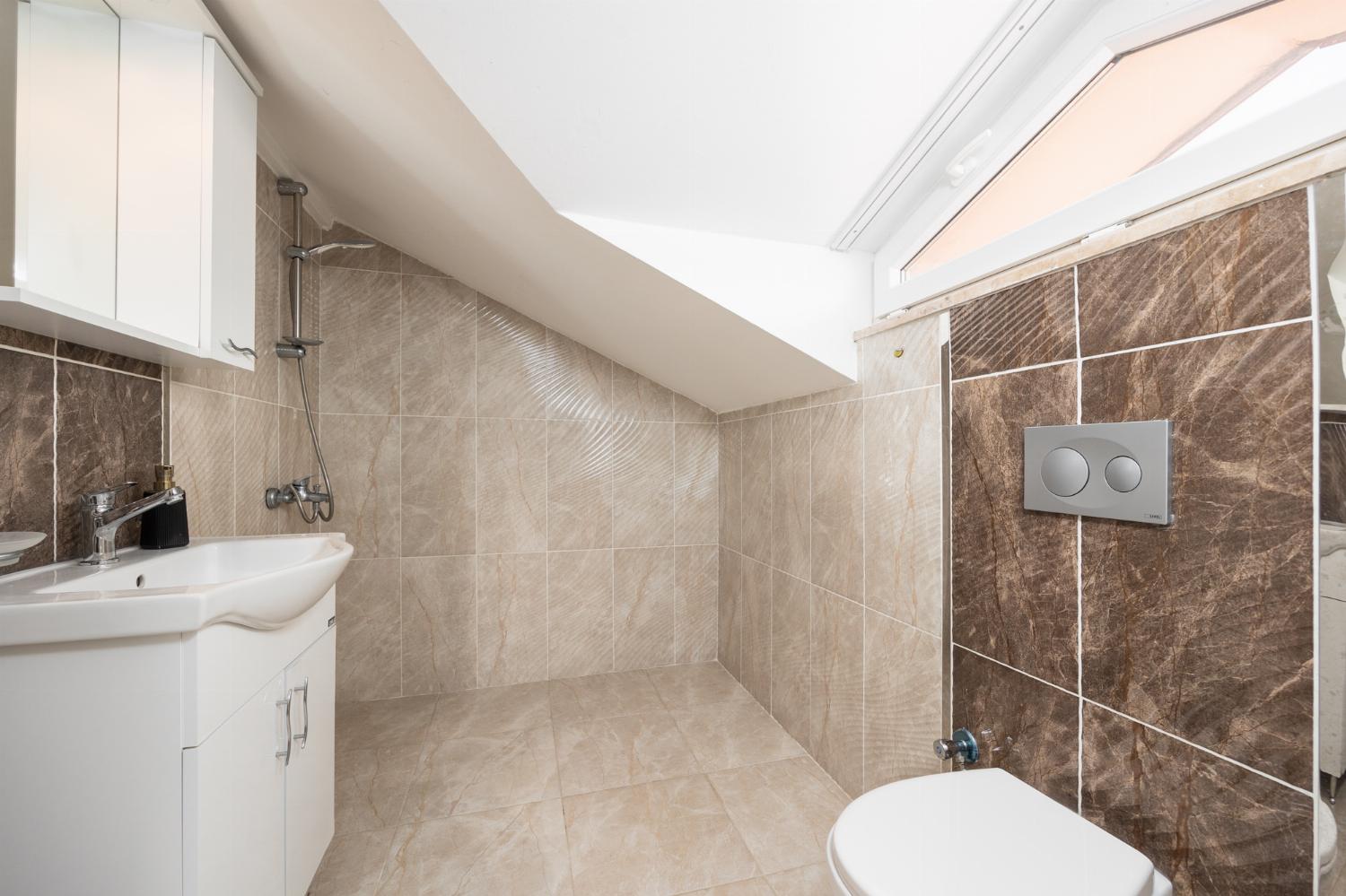 En suite bathroom with shower
