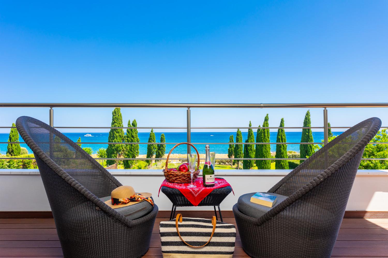 Balcony with panoramic sea views