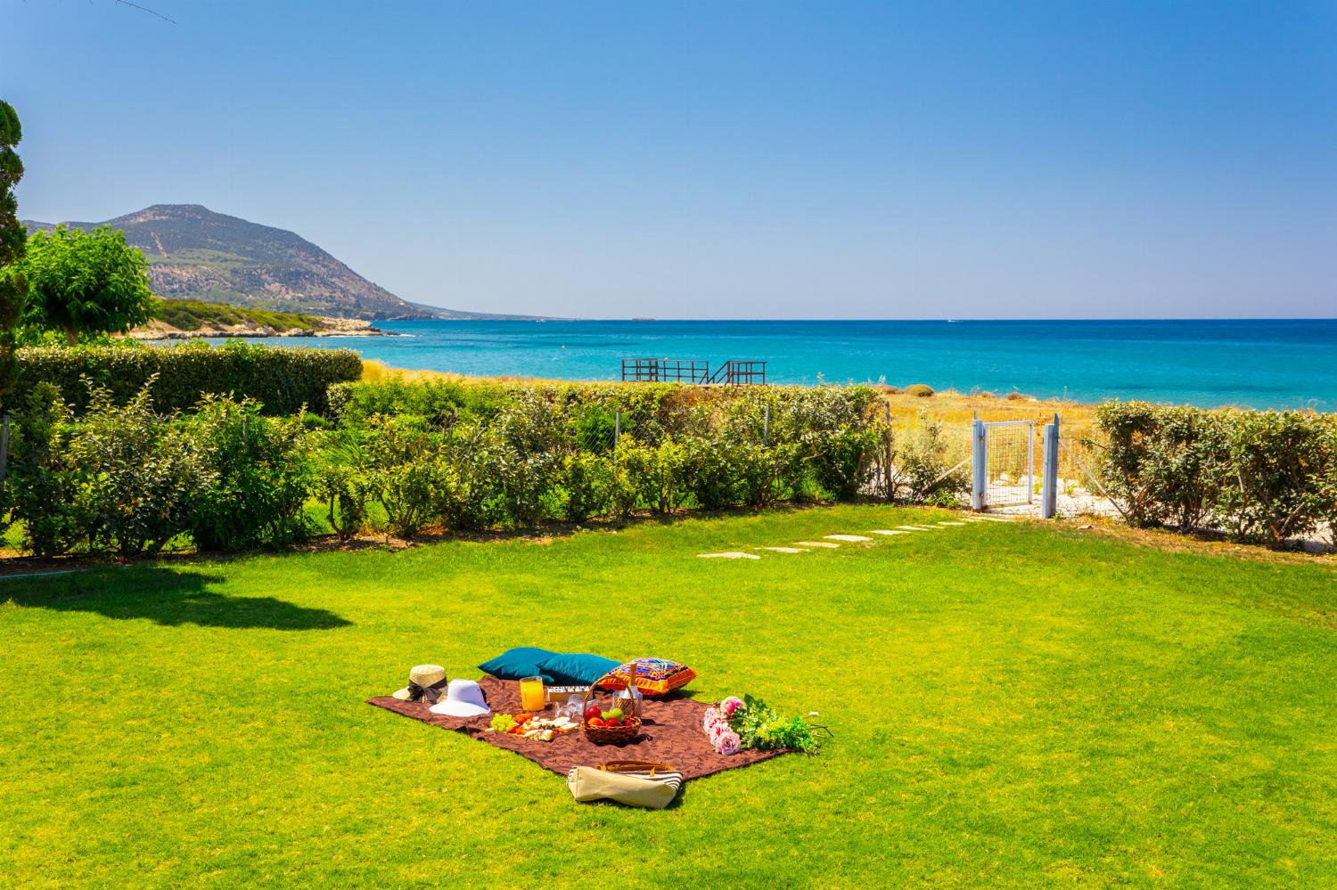 Garden area with panoramic sea views