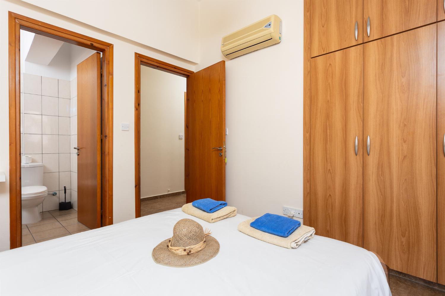 Double bedroom with en suite bathroom and A/C