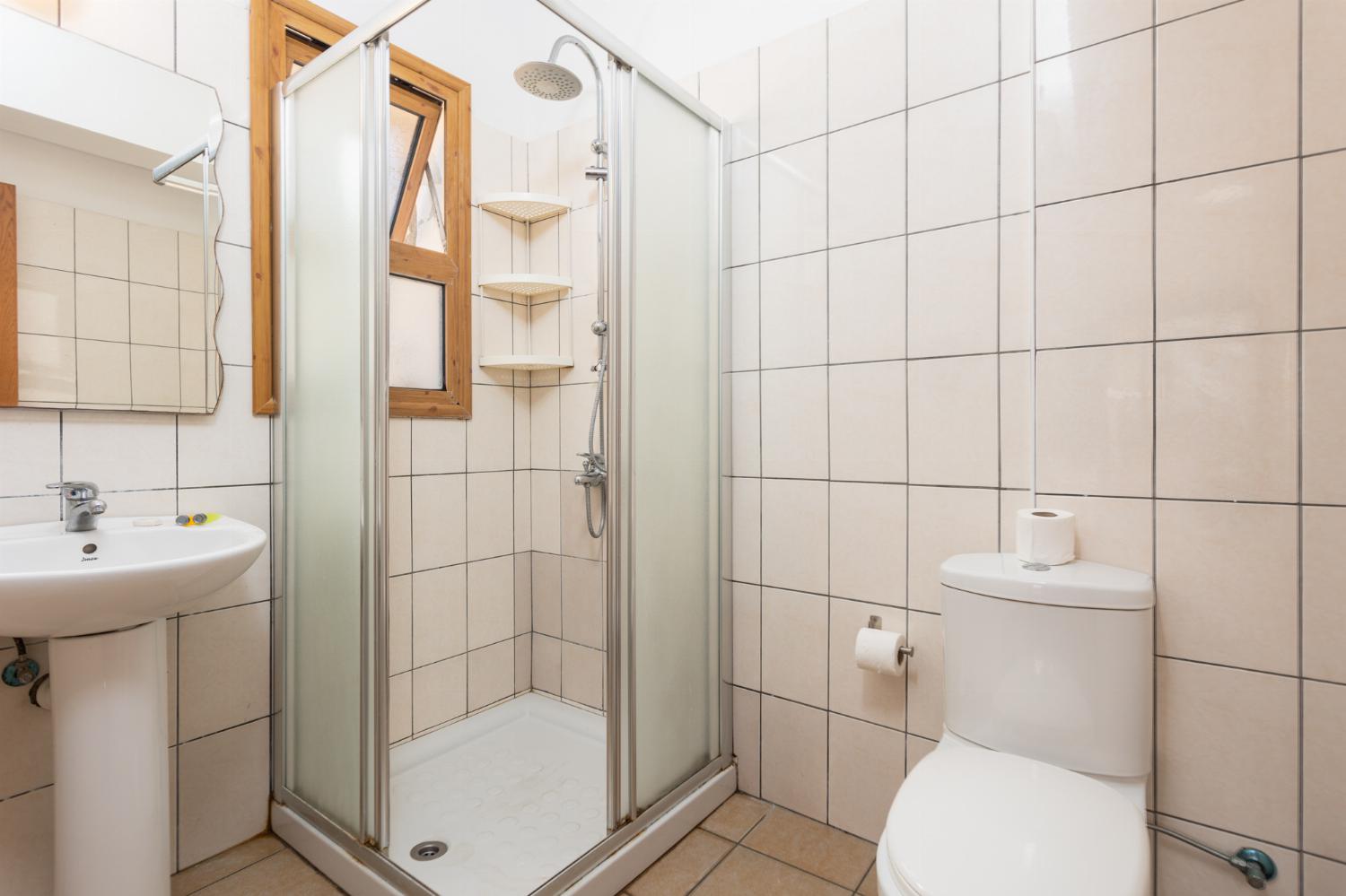 En suite bathroom with shower