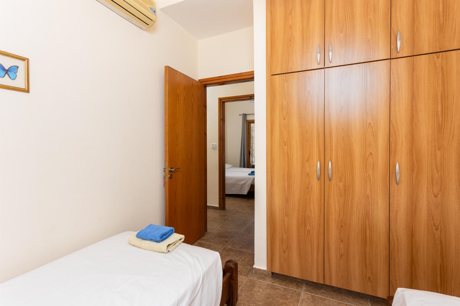 Twin bedroom with A/C