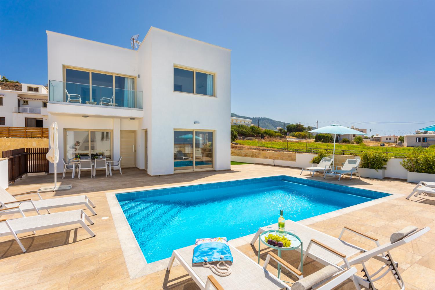 Beautiful villa with private pool and terrace with sea views
