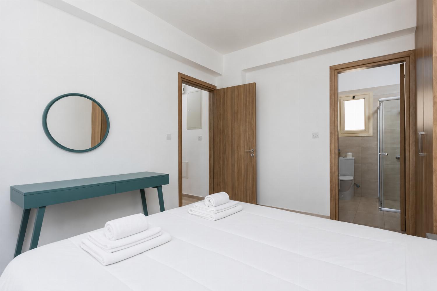 Double bedroom with en suite bathroom and A/C