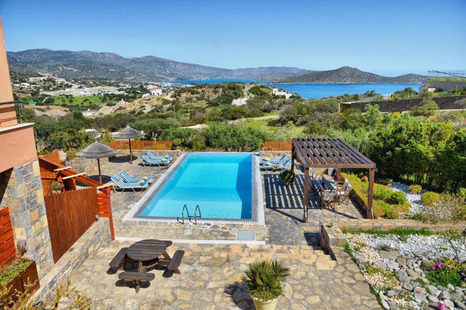 Beautiful villa with private pool and panoramic view