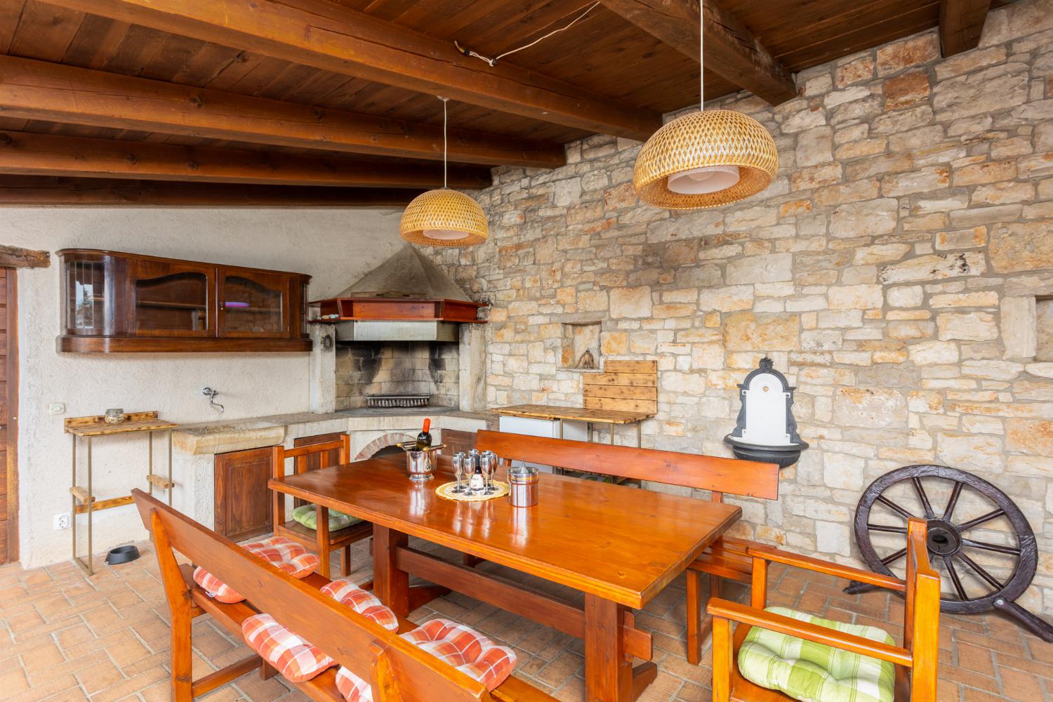 Sheltered terrace area with BBQ