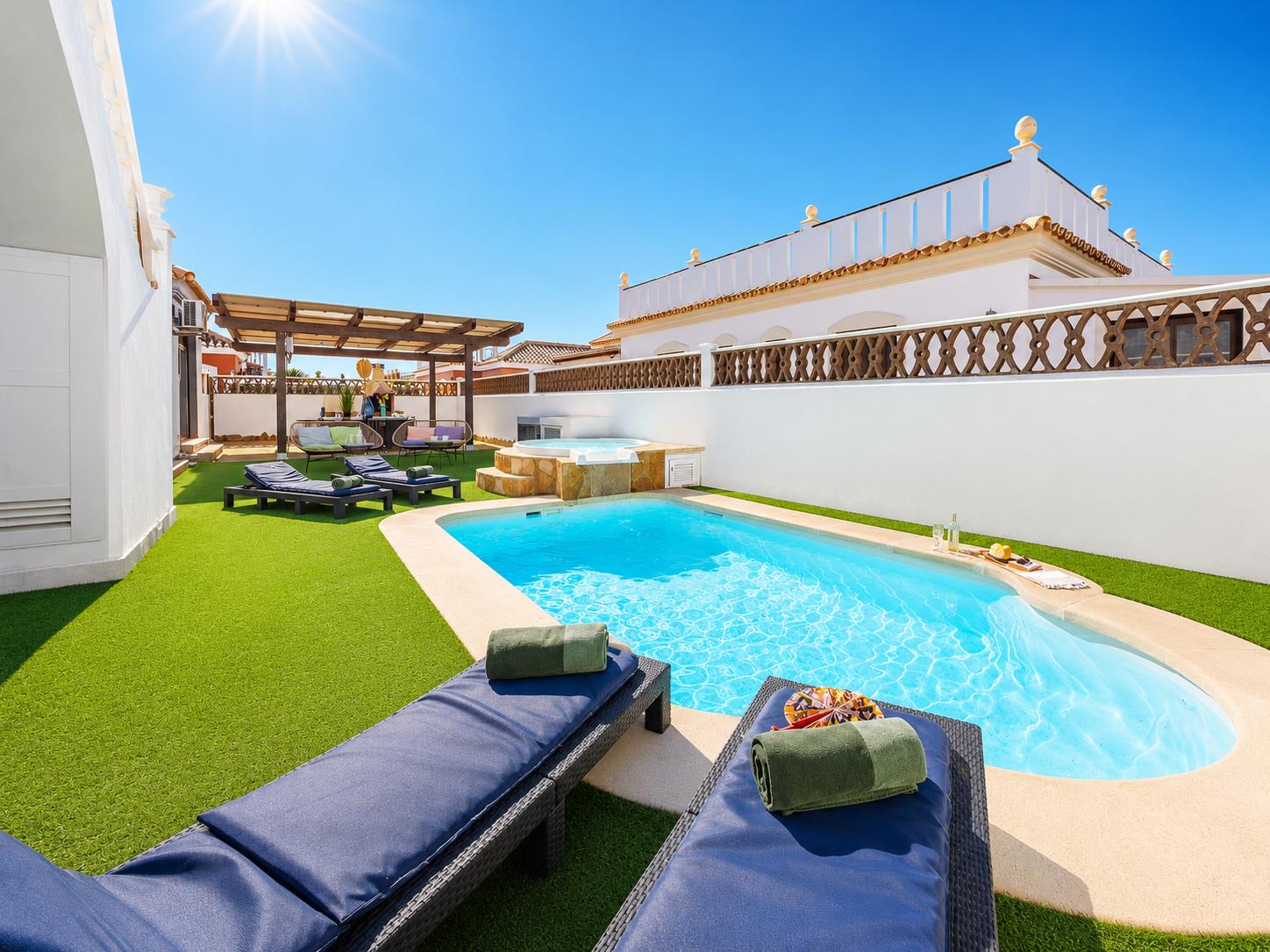 Private pool and terrace