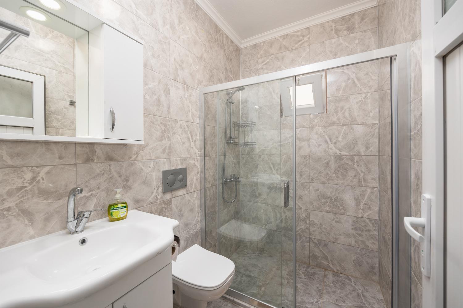 En suite bathroom with shower