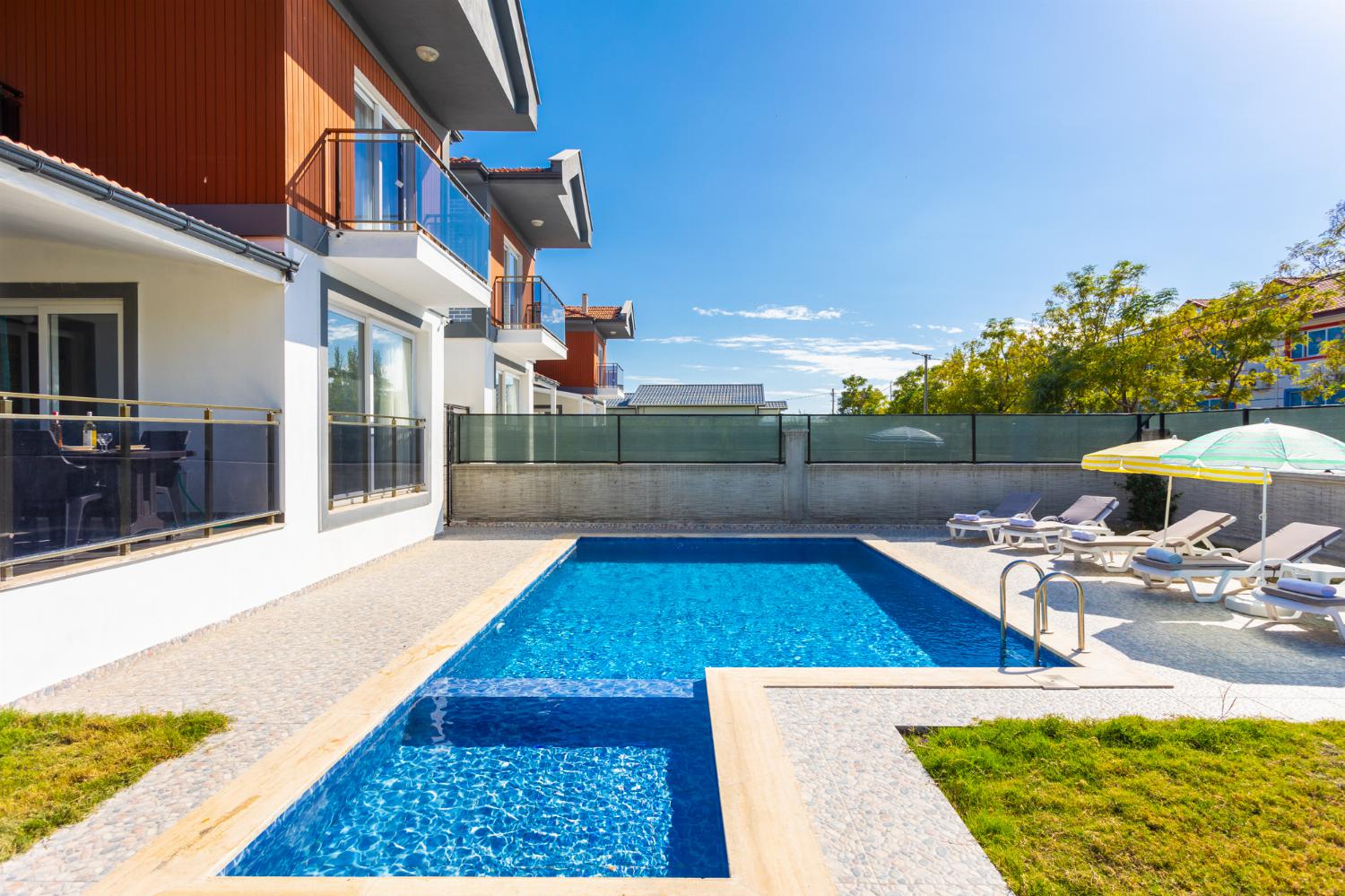 Private pool and terrace