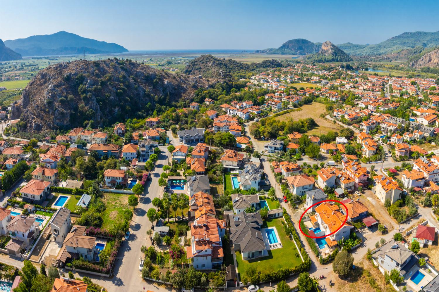 Aerial view showing location of Villa Ada 2
